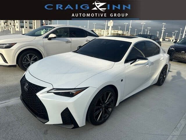 2025 LEXUS IS