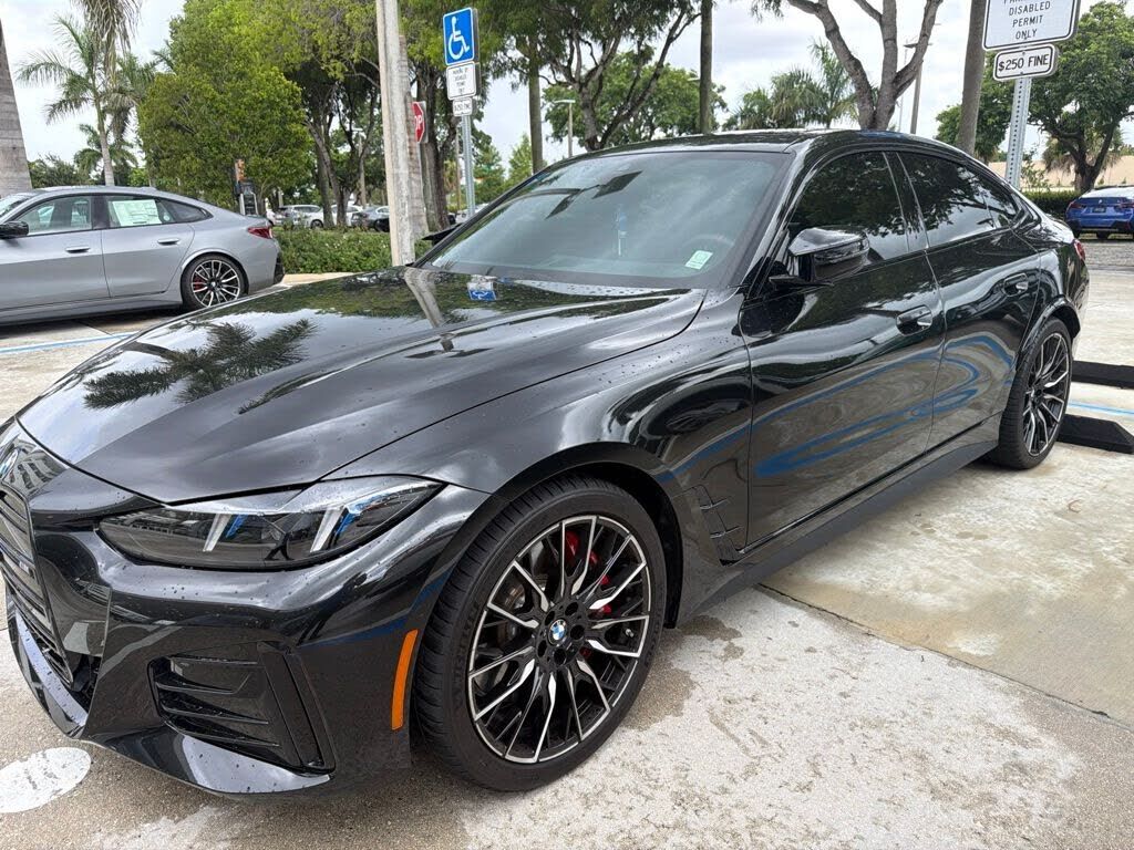 2025 BMW i4