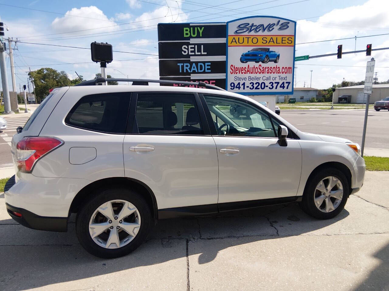 2015 SUBARU Forester