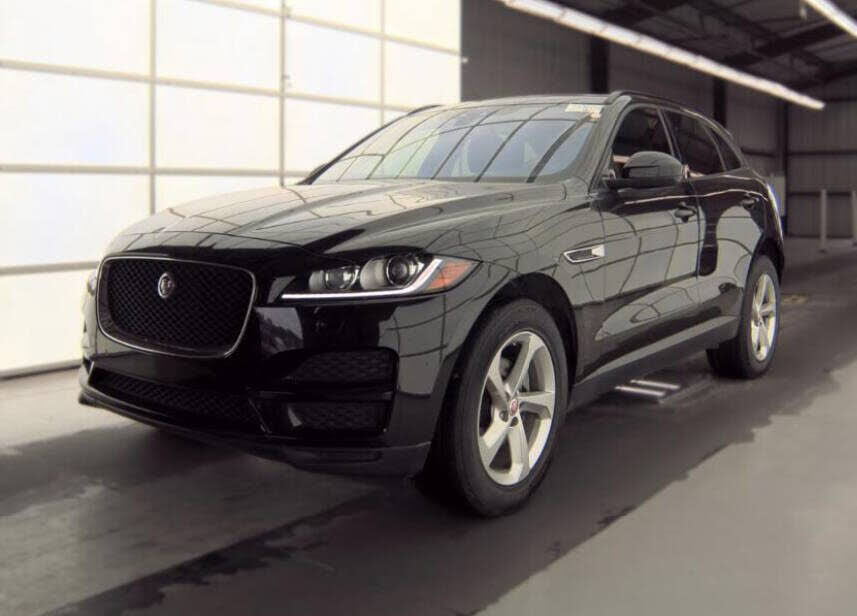 2017 JAGUAR F-Pace