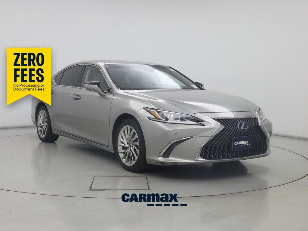 2019 LEXUS ES
