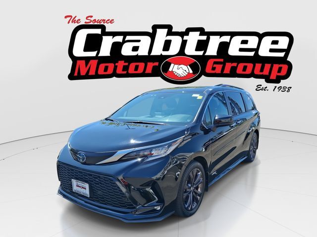 2021 TOYOTA Sienna