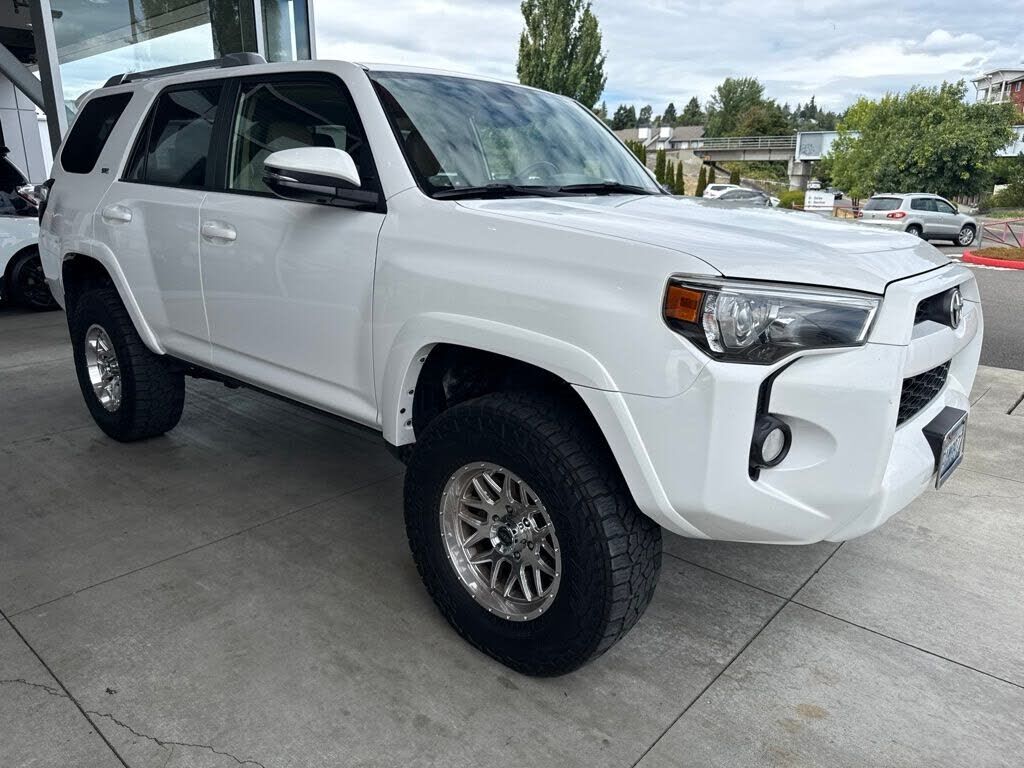 2016 TOYOTA 4-Runner