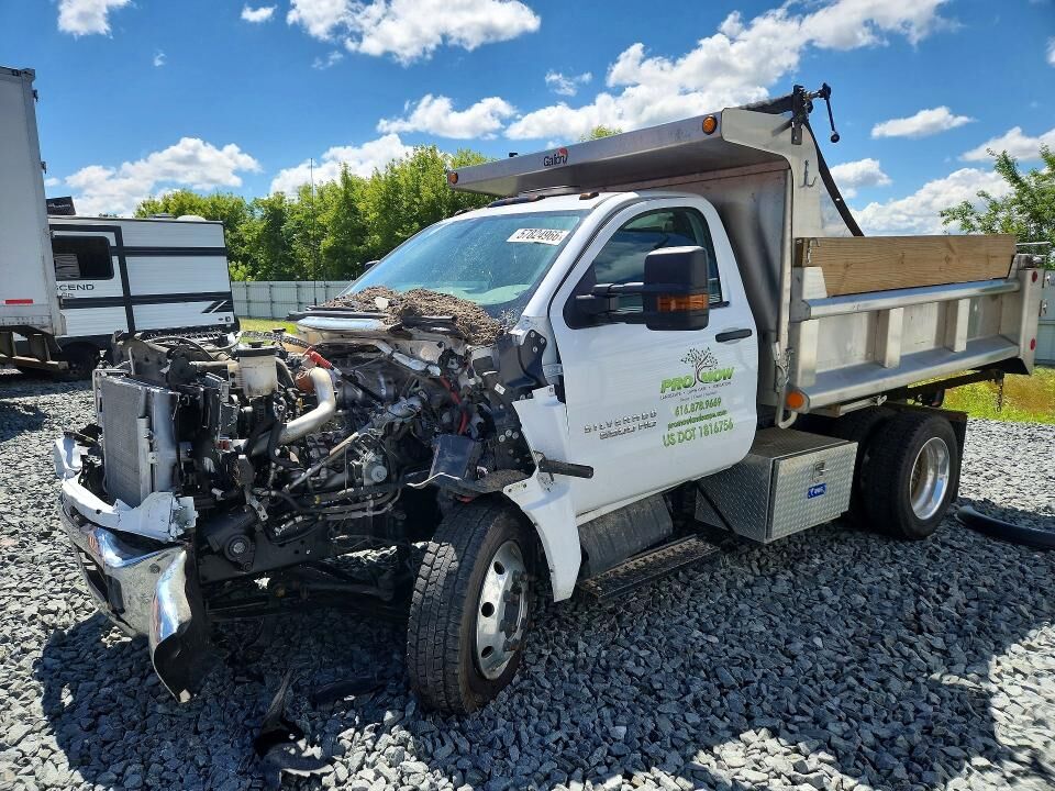 2023 GMC Silverado Medium Duty