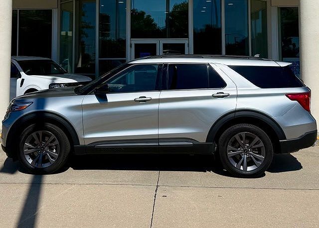 2024 FORD Explorer