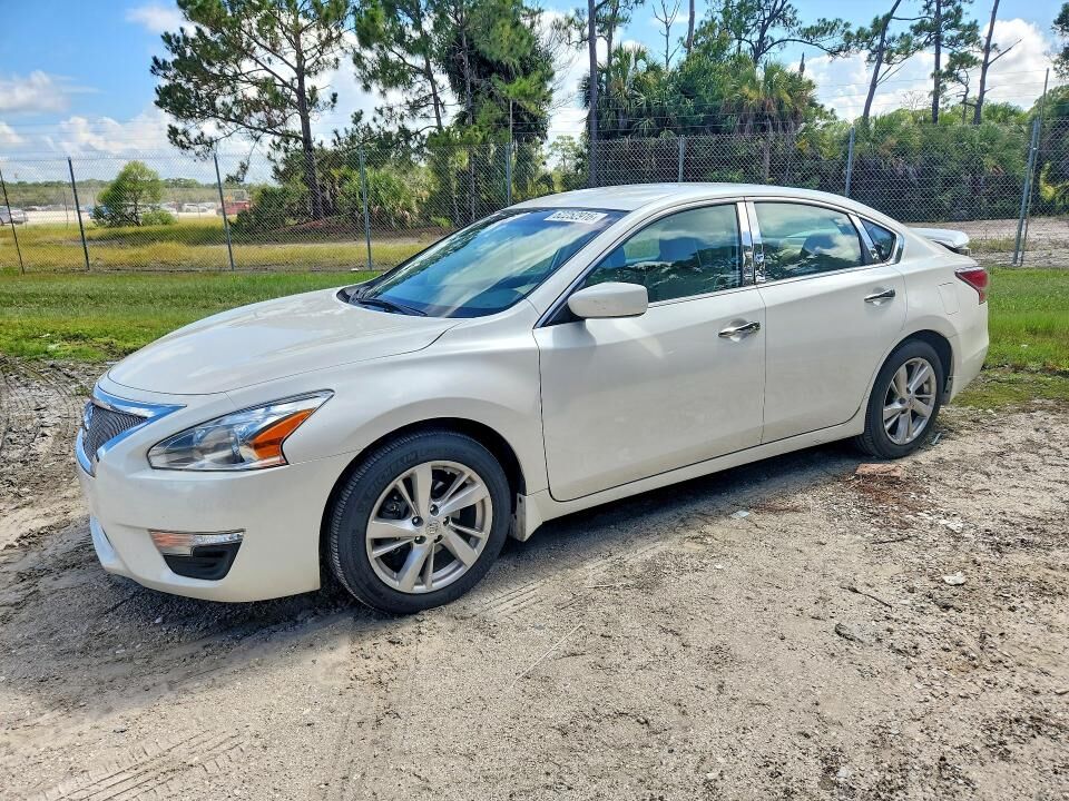 2014 NISSAN Altima