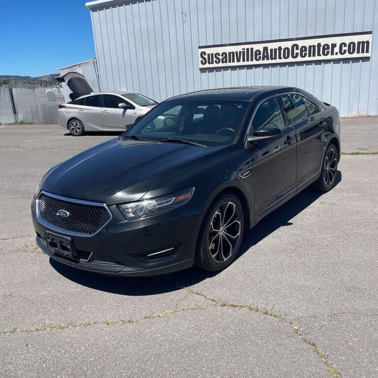 2015 FORD Taurus