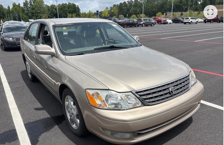 2004 TOYOTA Avalon