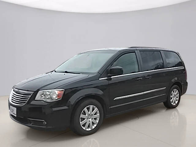 2014 CHRYSLER Town and Country