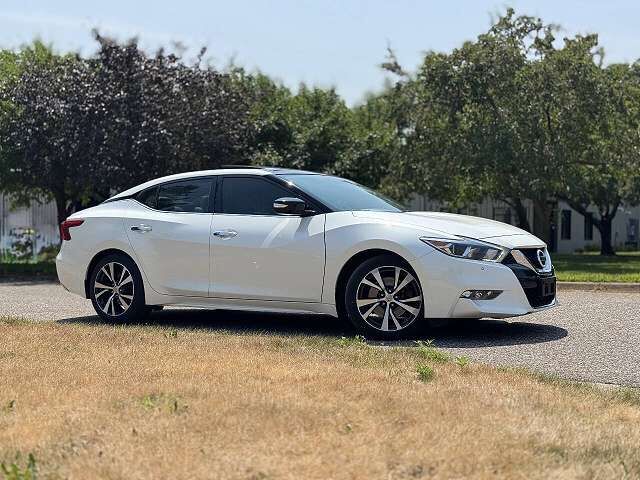 2016 NISSAN Maxima