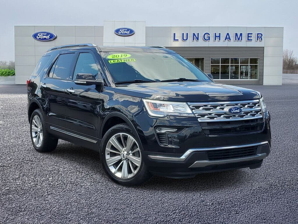2019 FORD Explorer