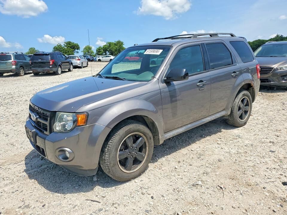 2011 FORD Escape