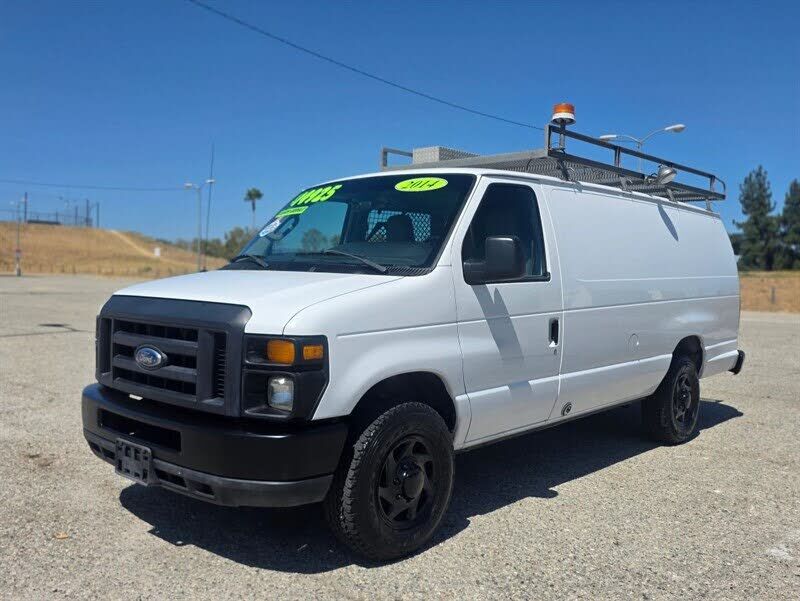 2014 FORD E-350