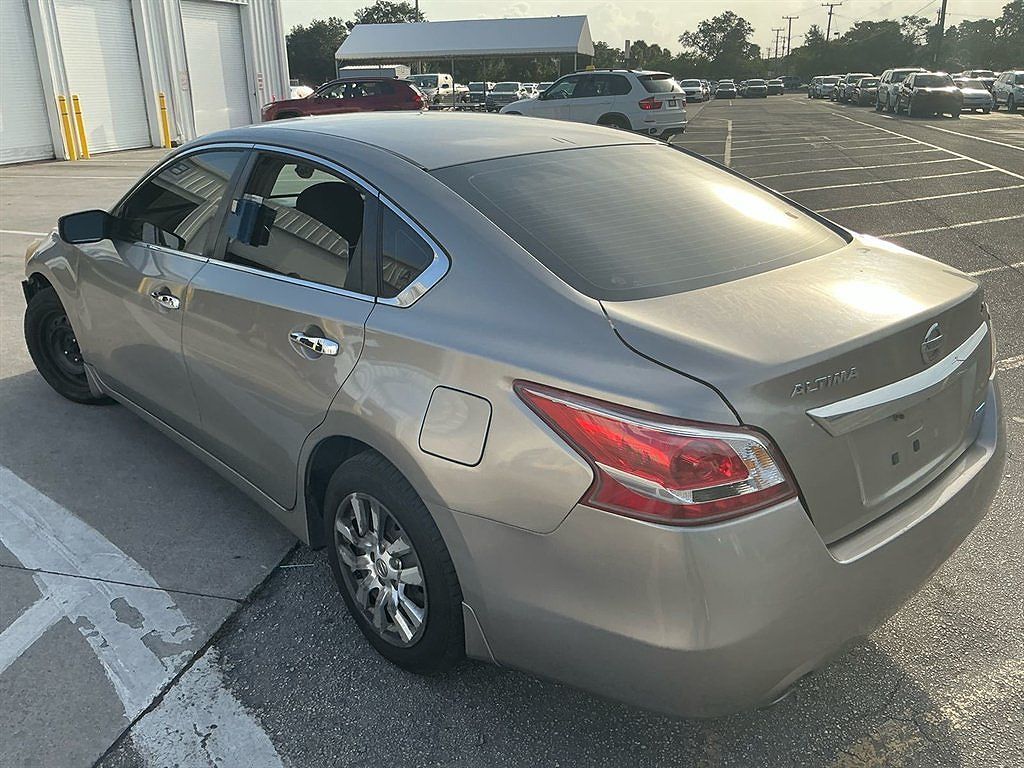2013 NISSAN Altima