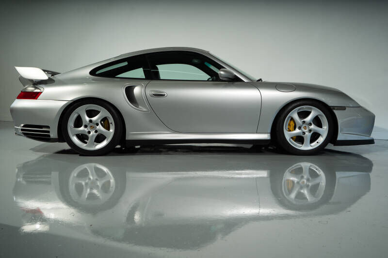 2002 PORSCHE 911