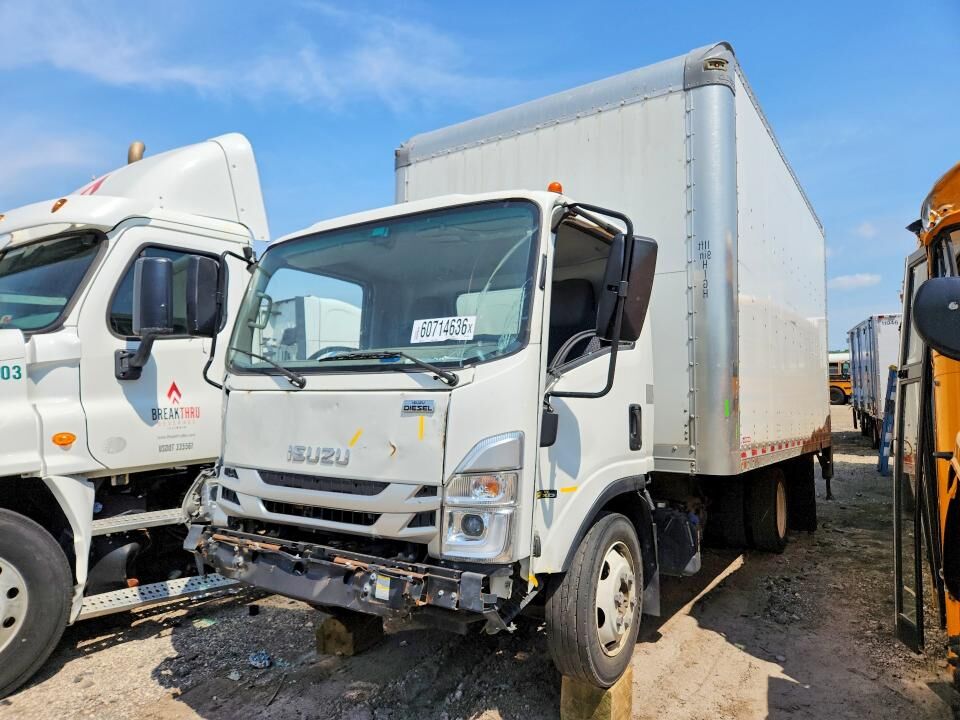2022 ISUZU NPR-XD