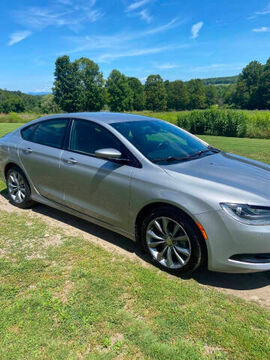 2015 CHRYSLER 200