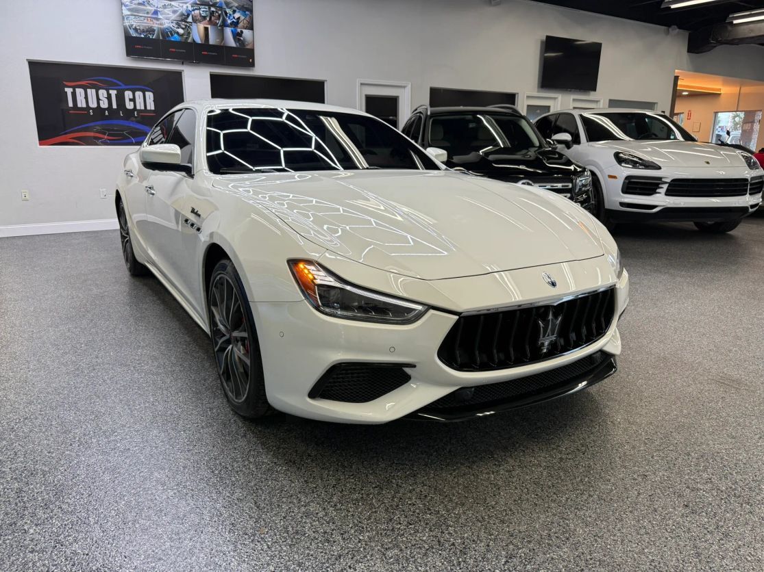 2022 MASERATI Ghibli