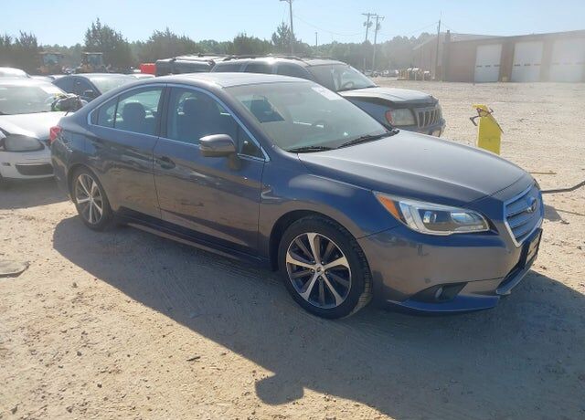 2016 SUBARU Legacy
