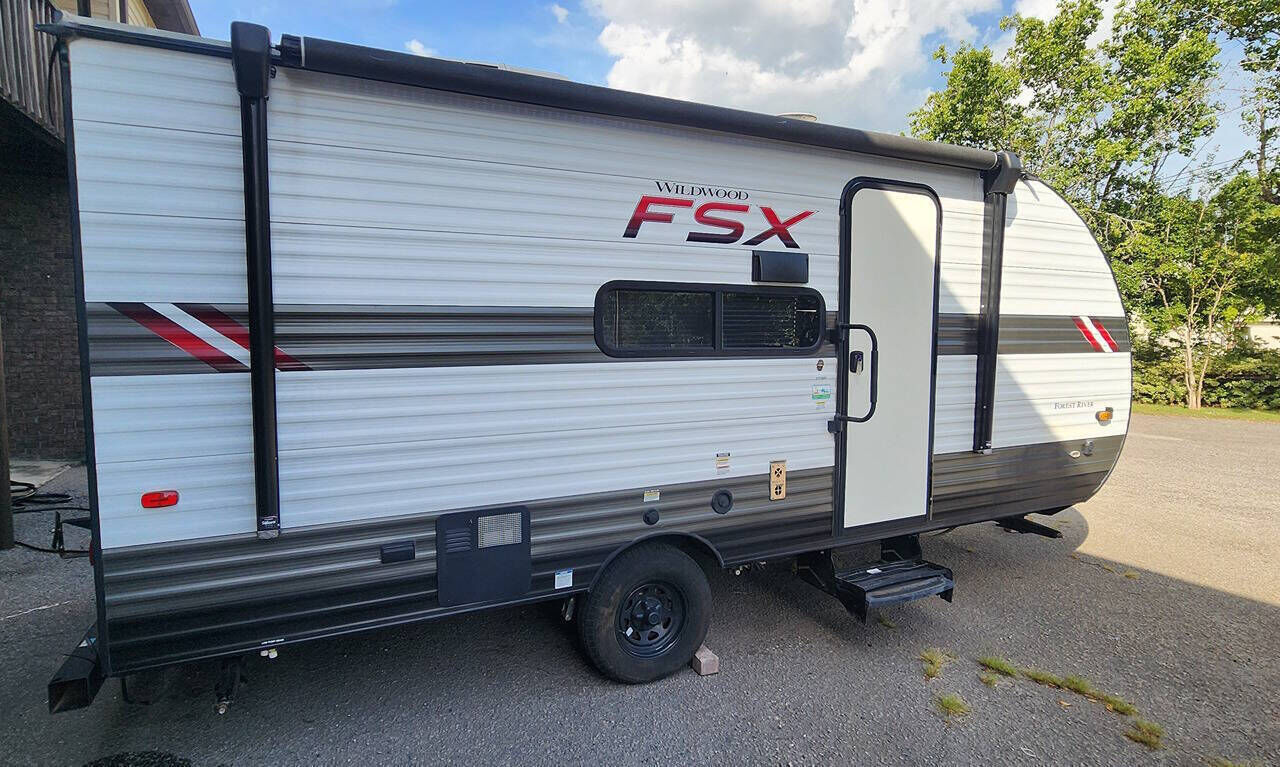 2021 FOREST RIVER Wildwood towables