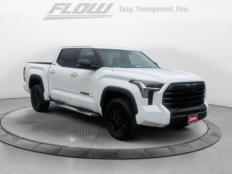 2026 TOYOTA Tundra