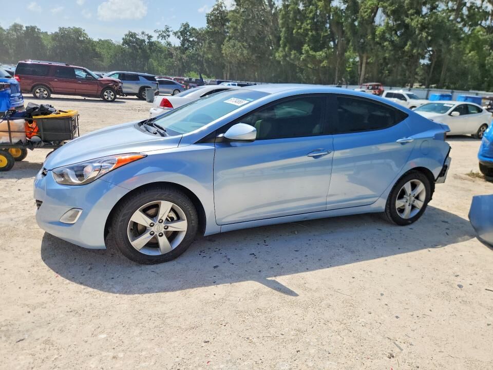 2012 HYUNDAI Elantra