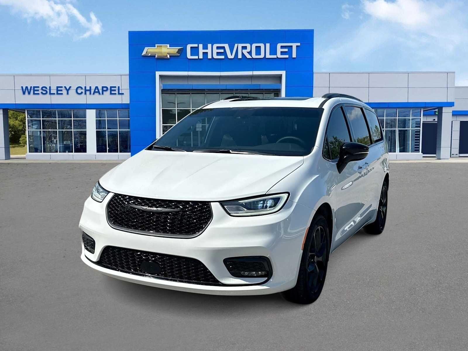 2023 CHRYSLER Pacifica