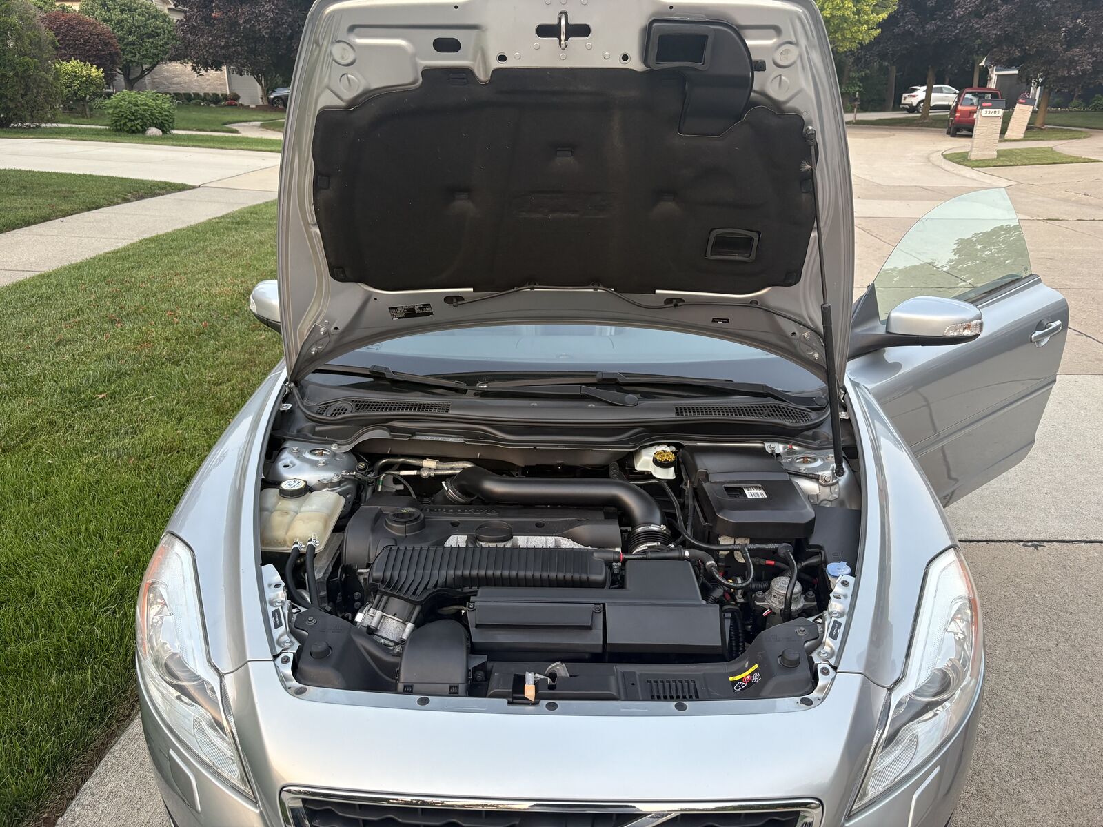 2011 VOLVO C70