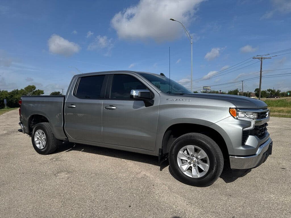 2024 CHEVROLET Silverado