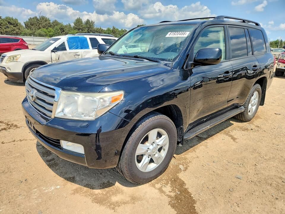 2011 TOYOTA Land Cruiser