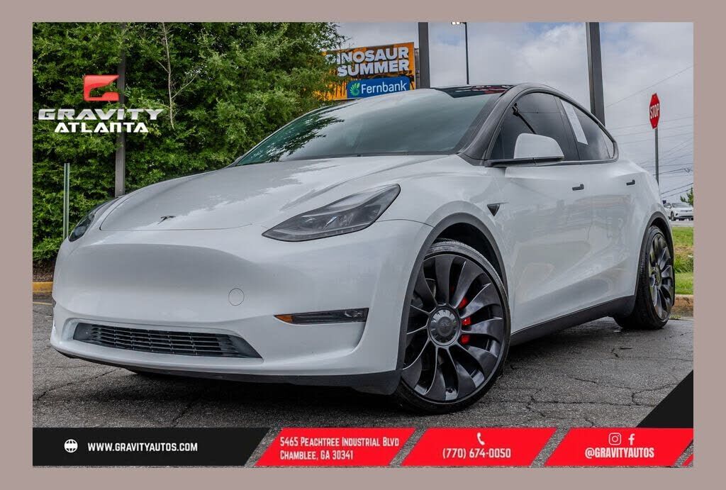 2024 TESLA Model Y