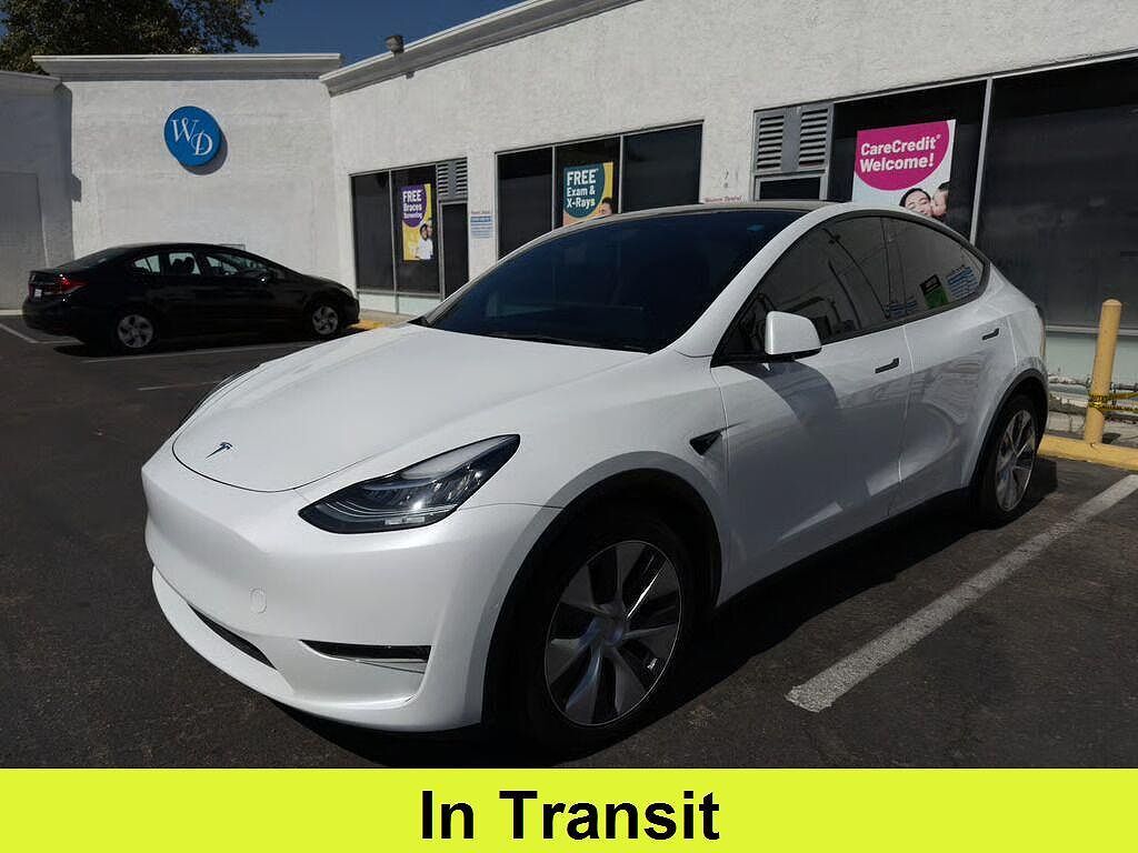 2022 TESLA Model Y