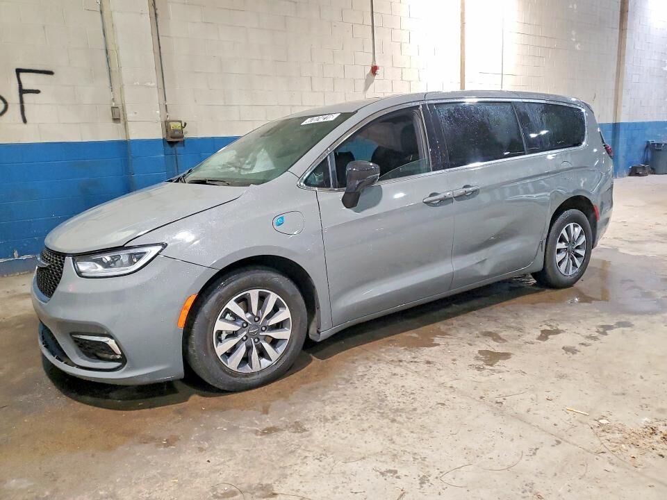 2025 CHRYSLER Pacifica