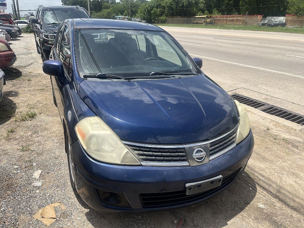 2007 NISSAN Versa