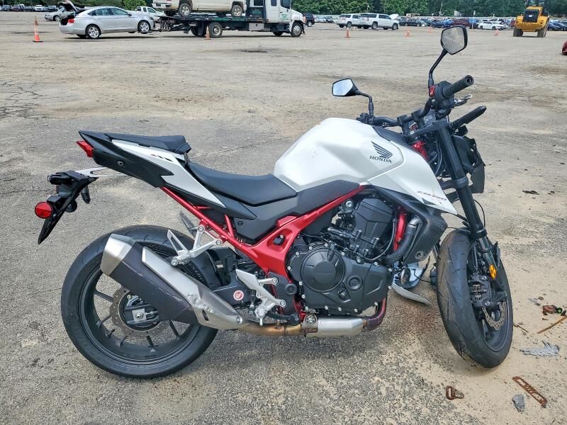 2025 HONDA CB