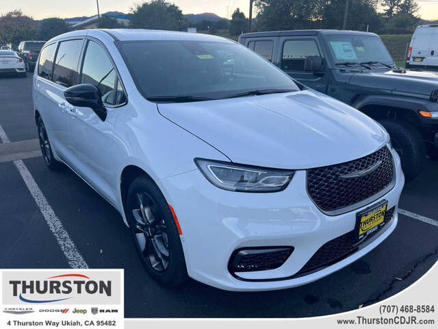 2026 CHRYSLER Pacifica