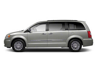2013 CHRYSLER Town and Country
