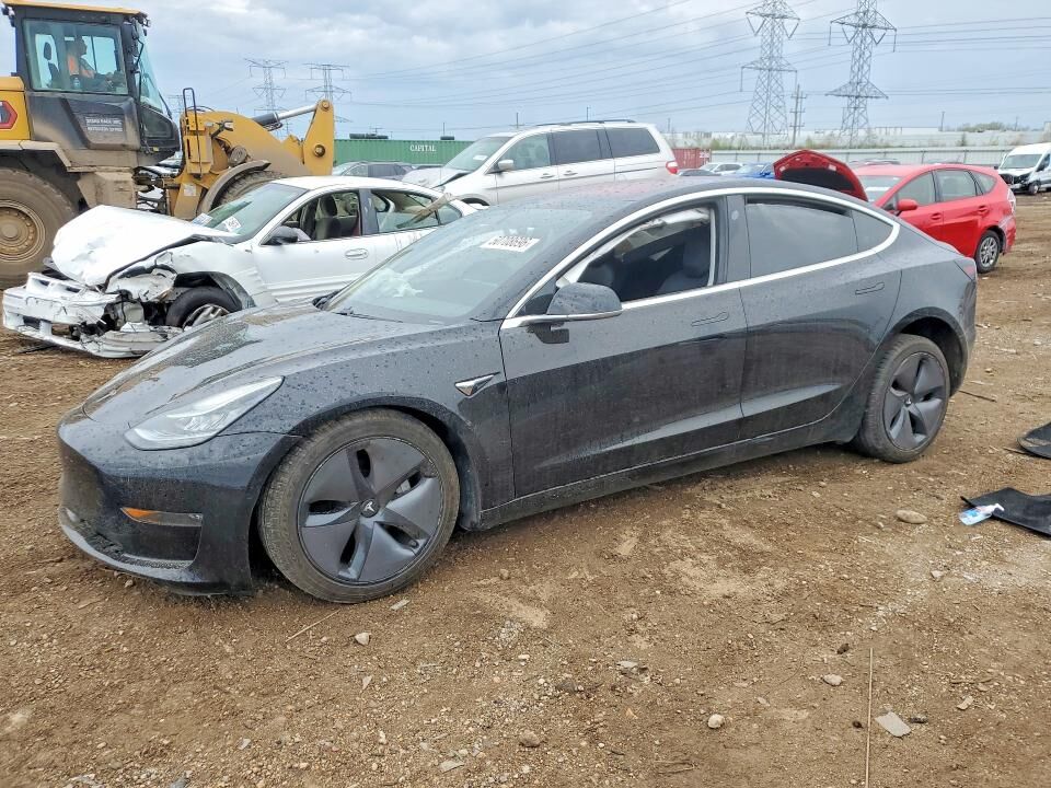 2018 TESLA Model 3