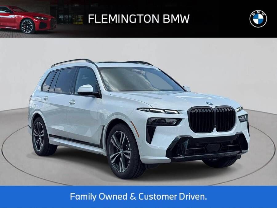 2027 BMW X7