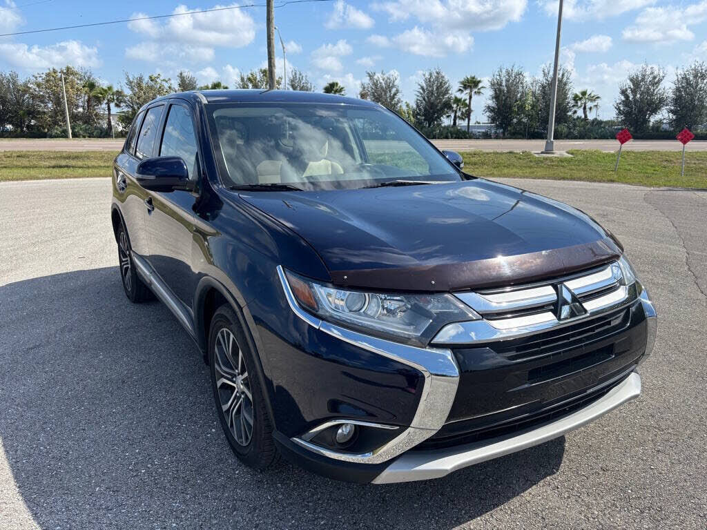 2016 MITSUBISHI Outlander