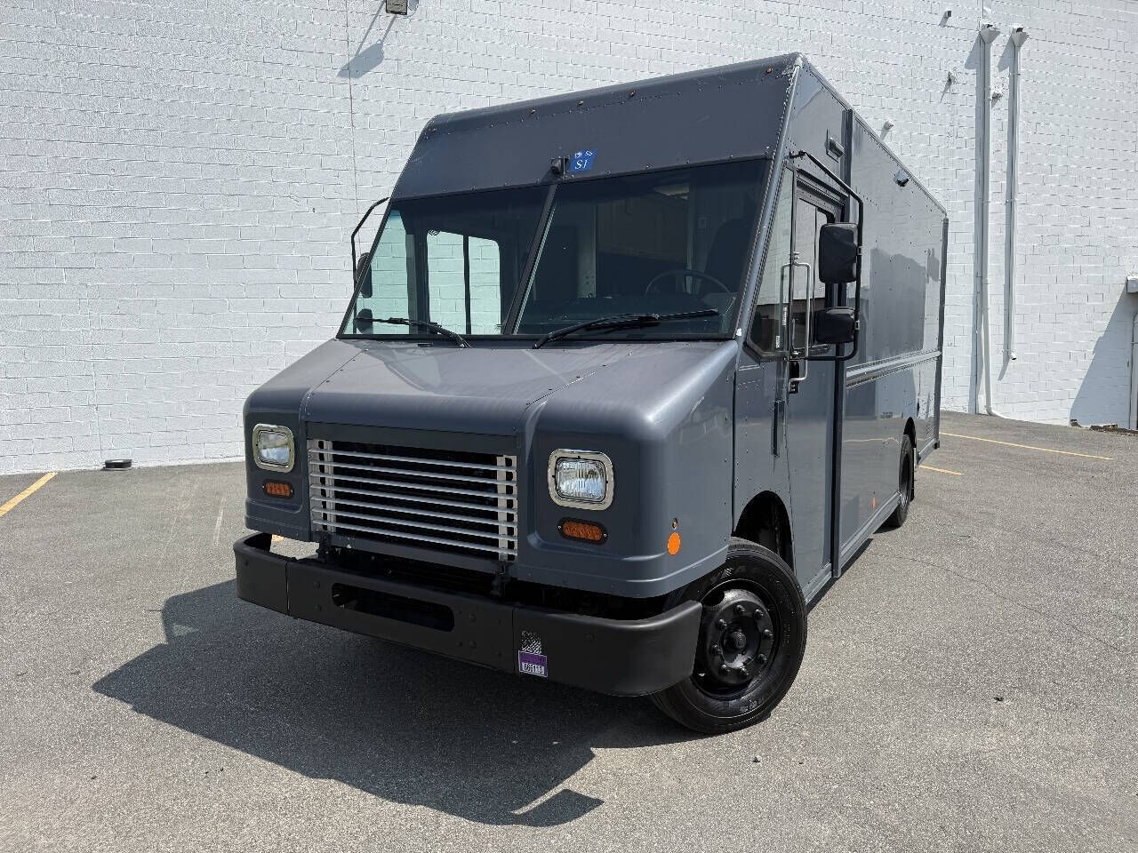 2020 FREIGHTLINER MT 45G Front Gasoline Engine Walk in Van Chassis