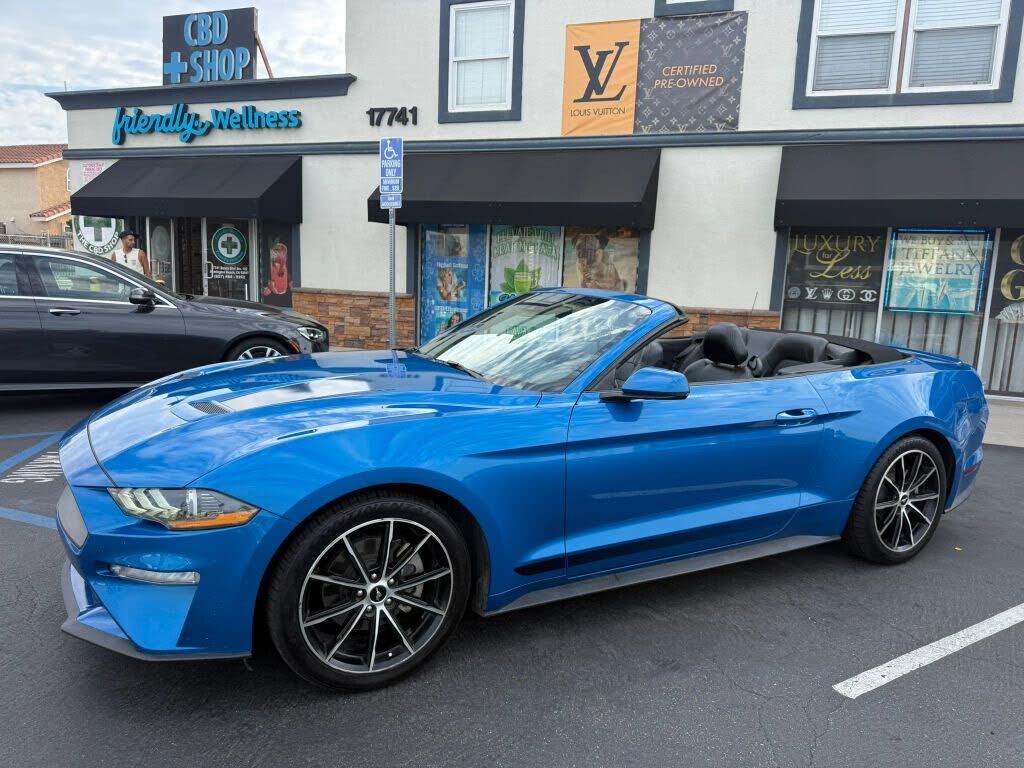 2021 FORD Mustang