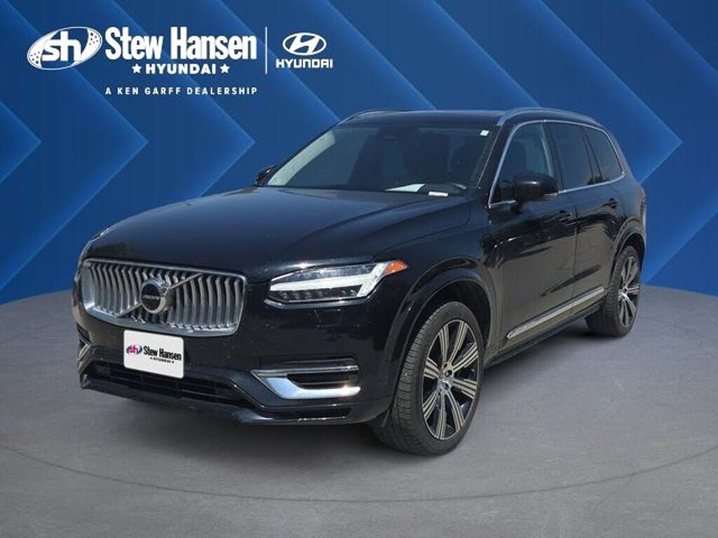 2023 VOLVO XC90