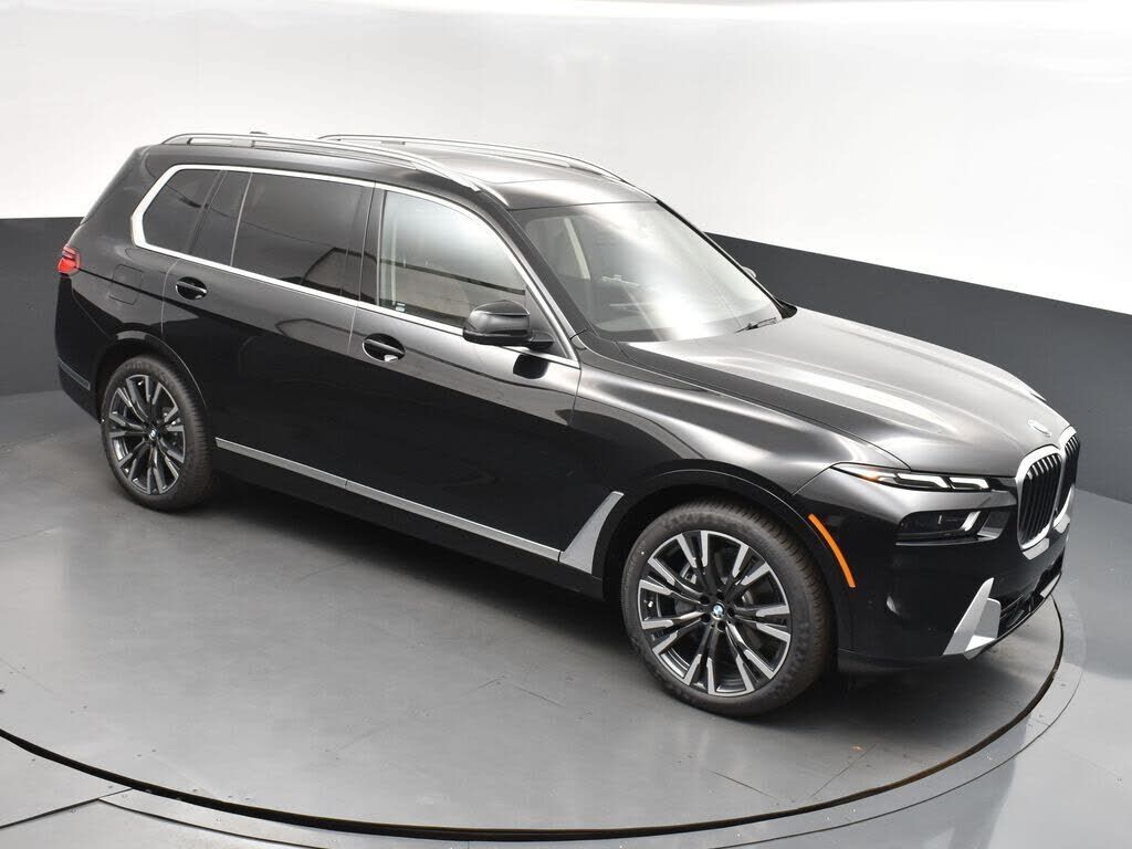2025 BMW X7