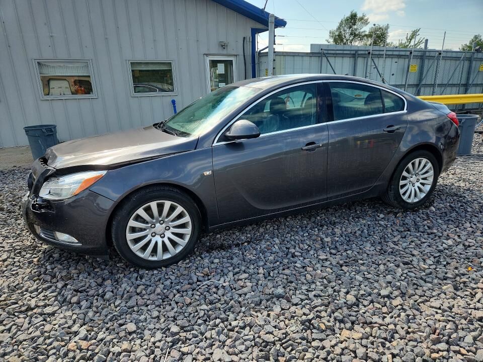 2011 BUICK Regal