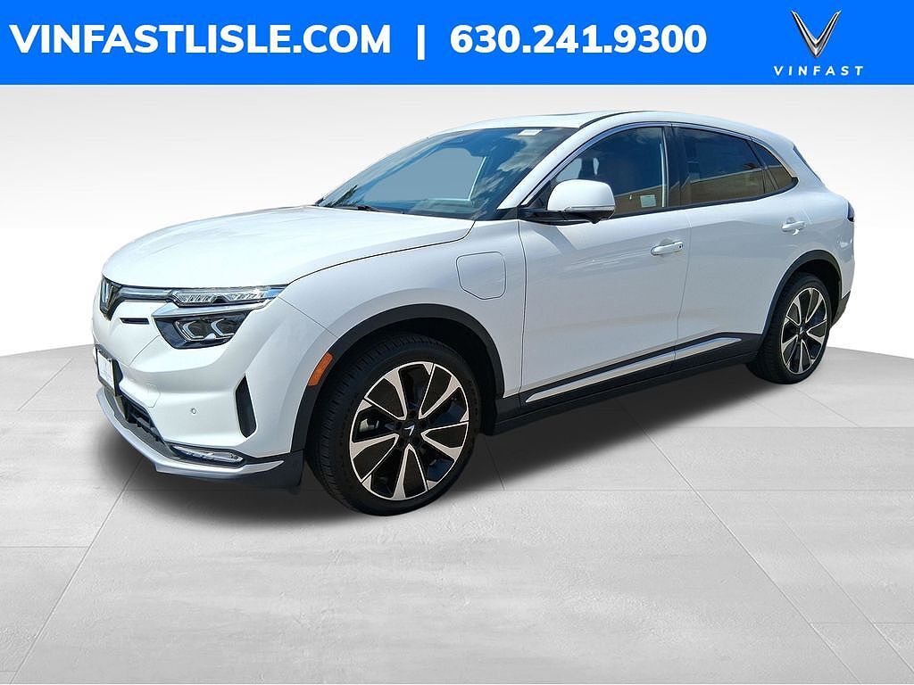 2025 VINFAST VF 8