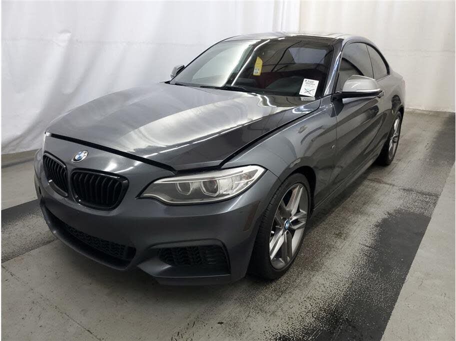 2016 BMW M2