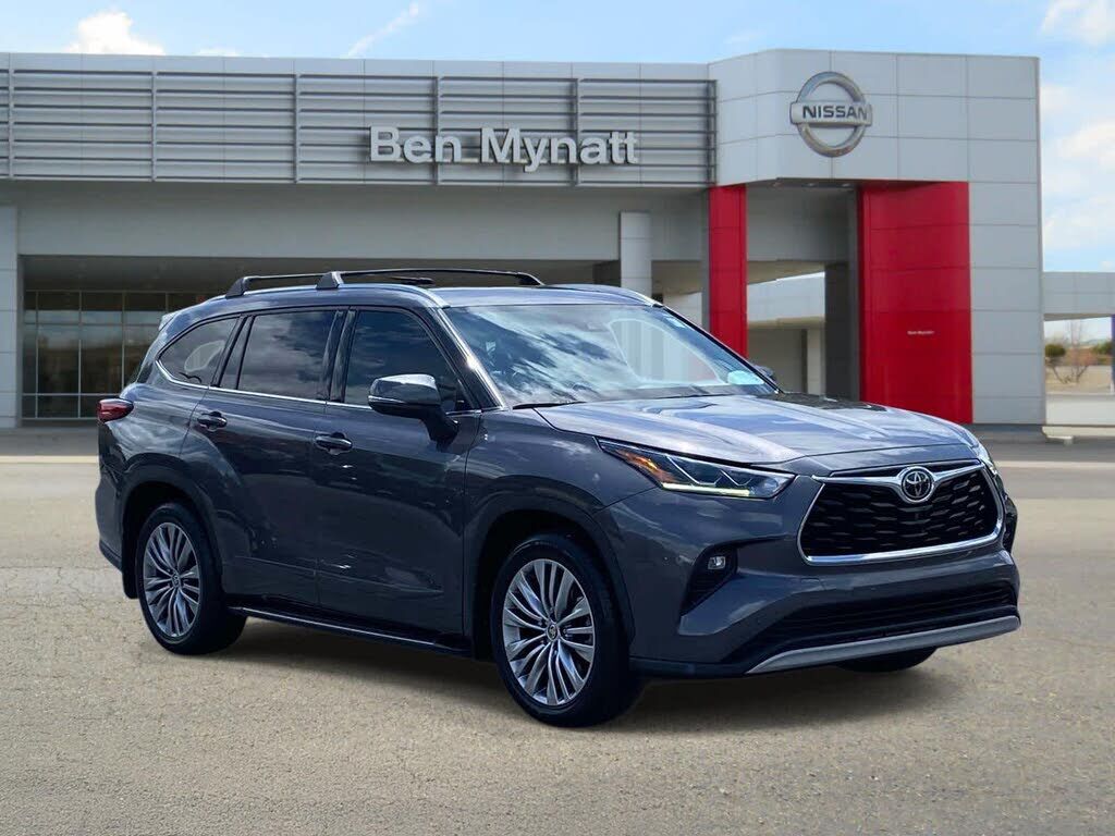 2021 TOYOTA Highlander