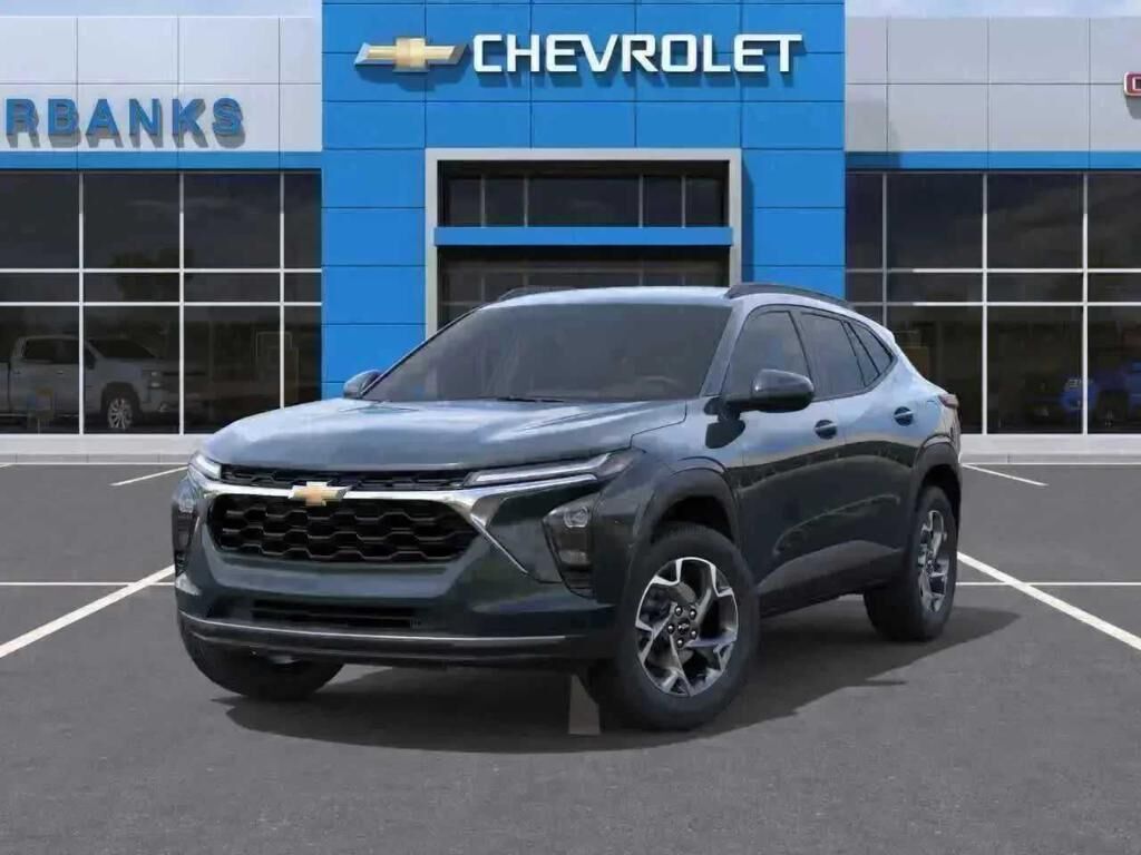 2026 CHEVROLET Trax