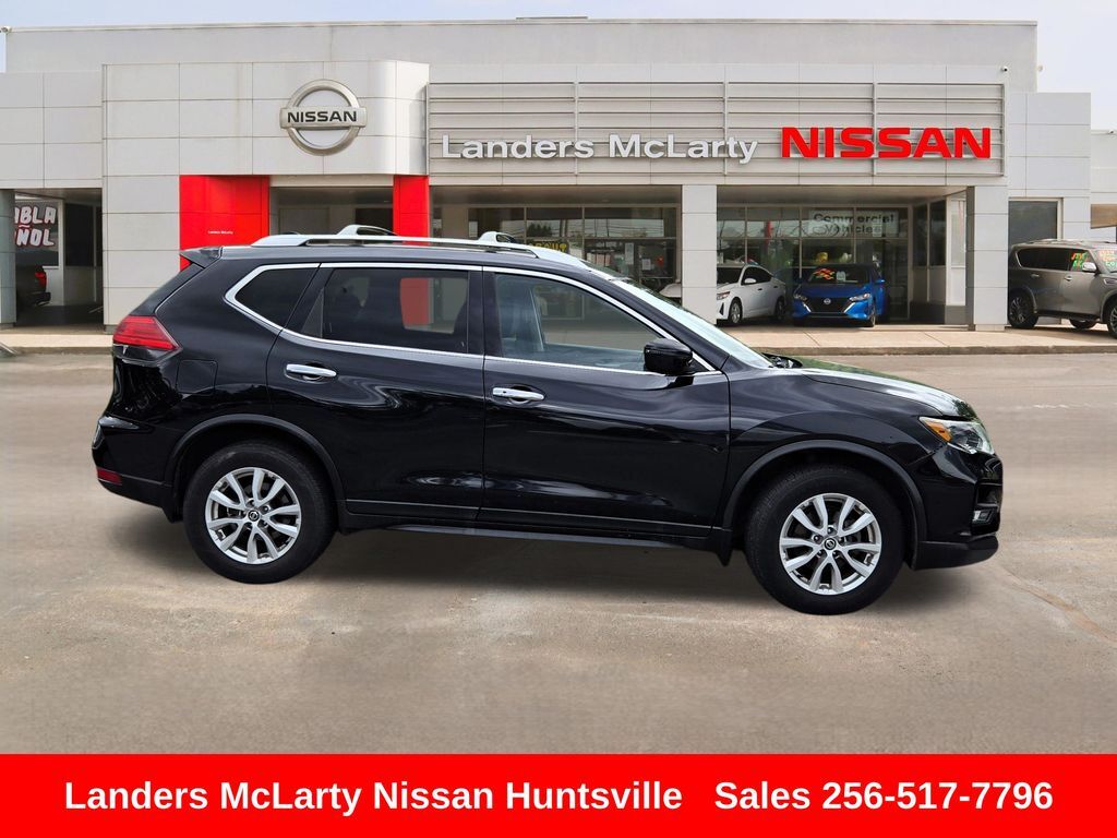 2017 NISSAN Rogue